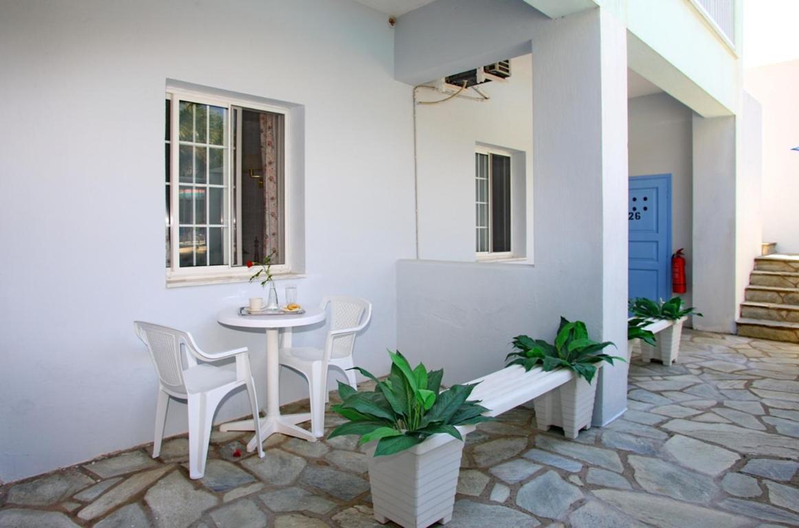 Dolphin 2* Skopelos