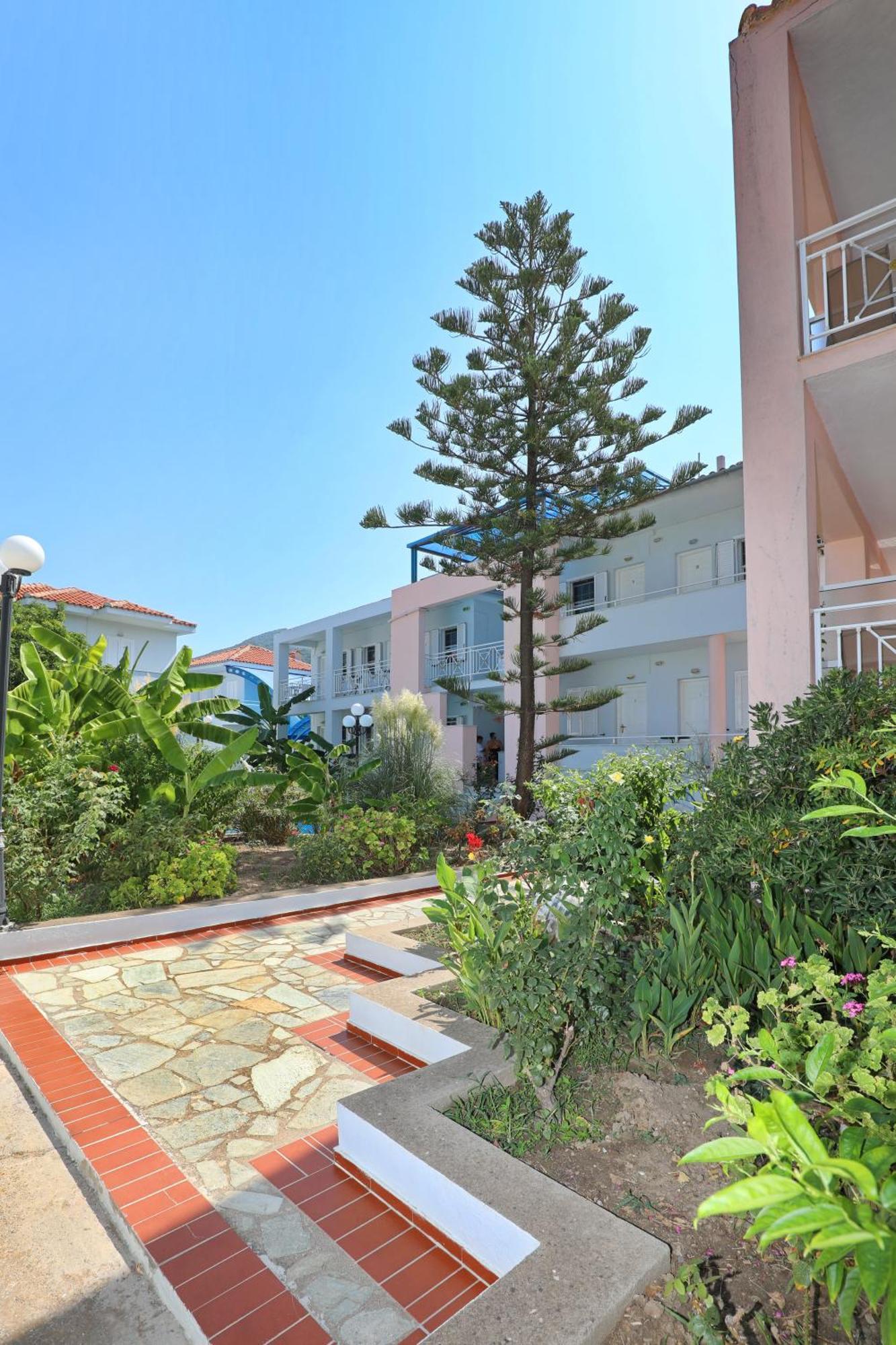 Hotel Dolphin Skopelos Town