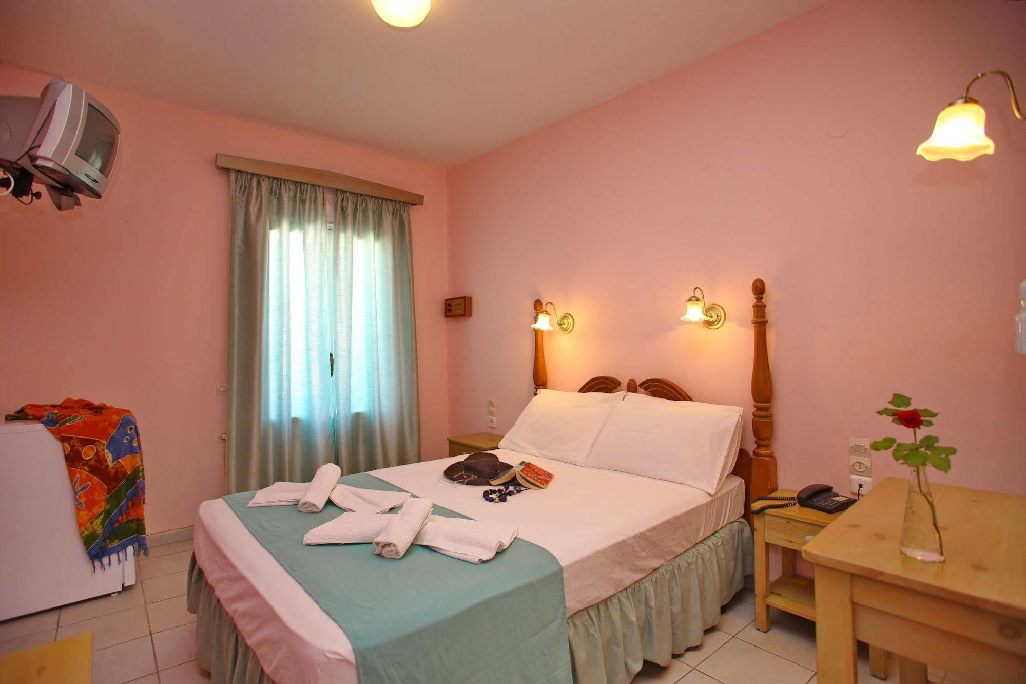 Hotel Dolphin Skopelos
